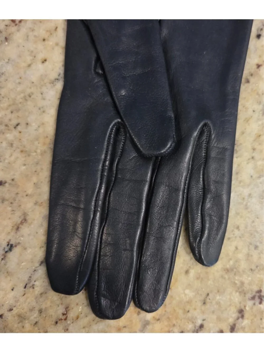 New Vintage Womens Size M 8 Black Soft Leather Lined Gloves Spain
